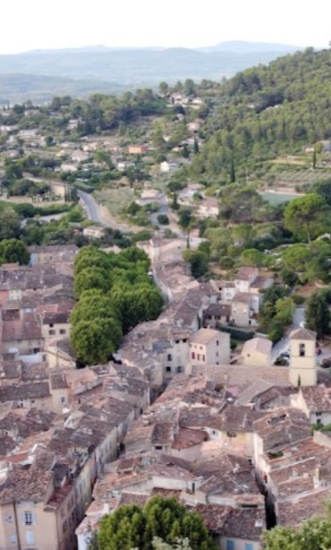 Cotignac parmi les plus beaux villages de France